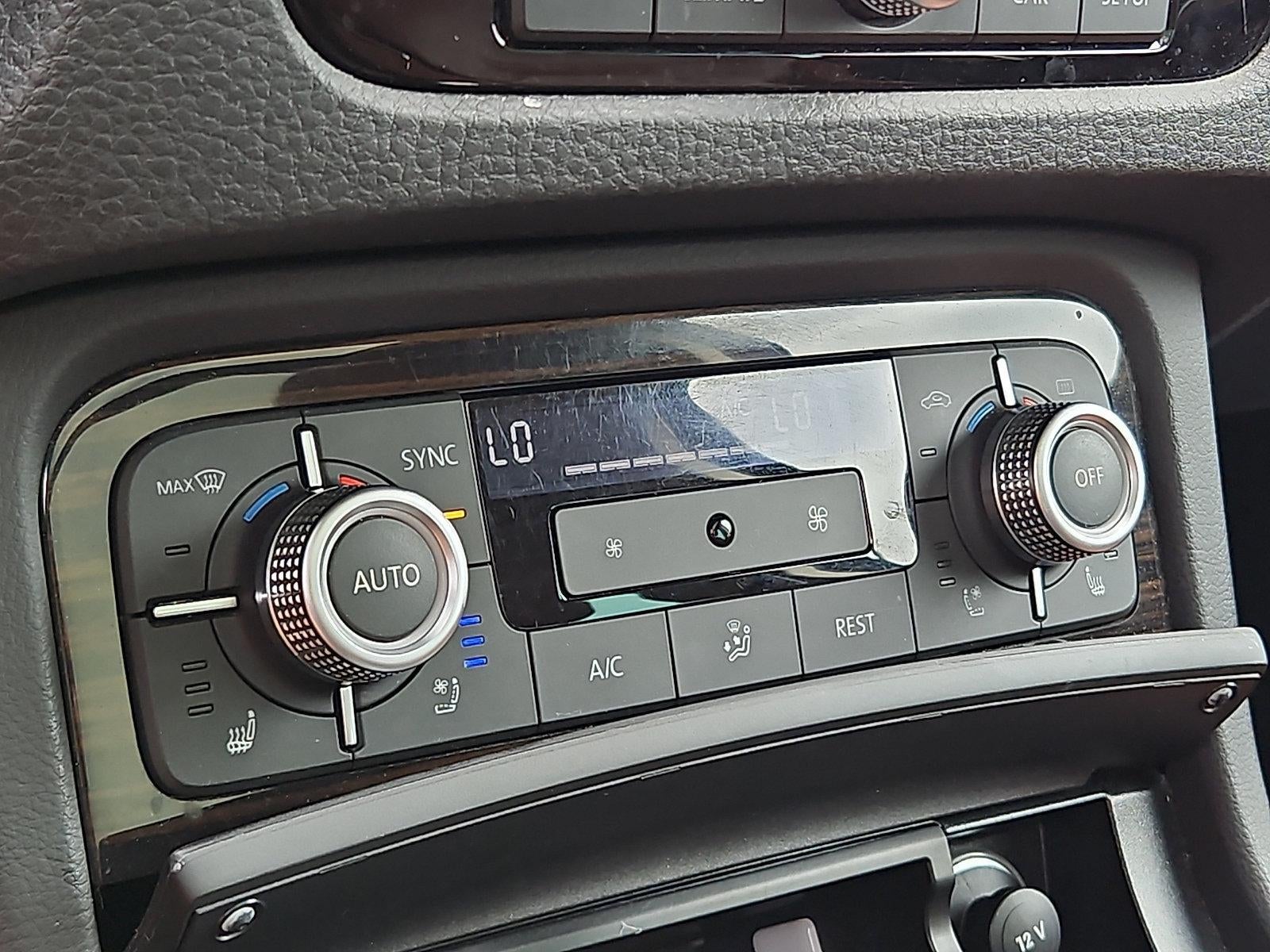 2017 Volkswagen Touareg V6 Executive