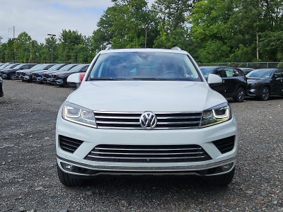 2017 Volkswagen Touareg V6 Executive