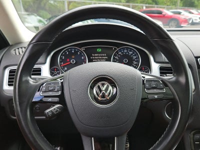 2017 Volkswagen Touareg V6 Executive