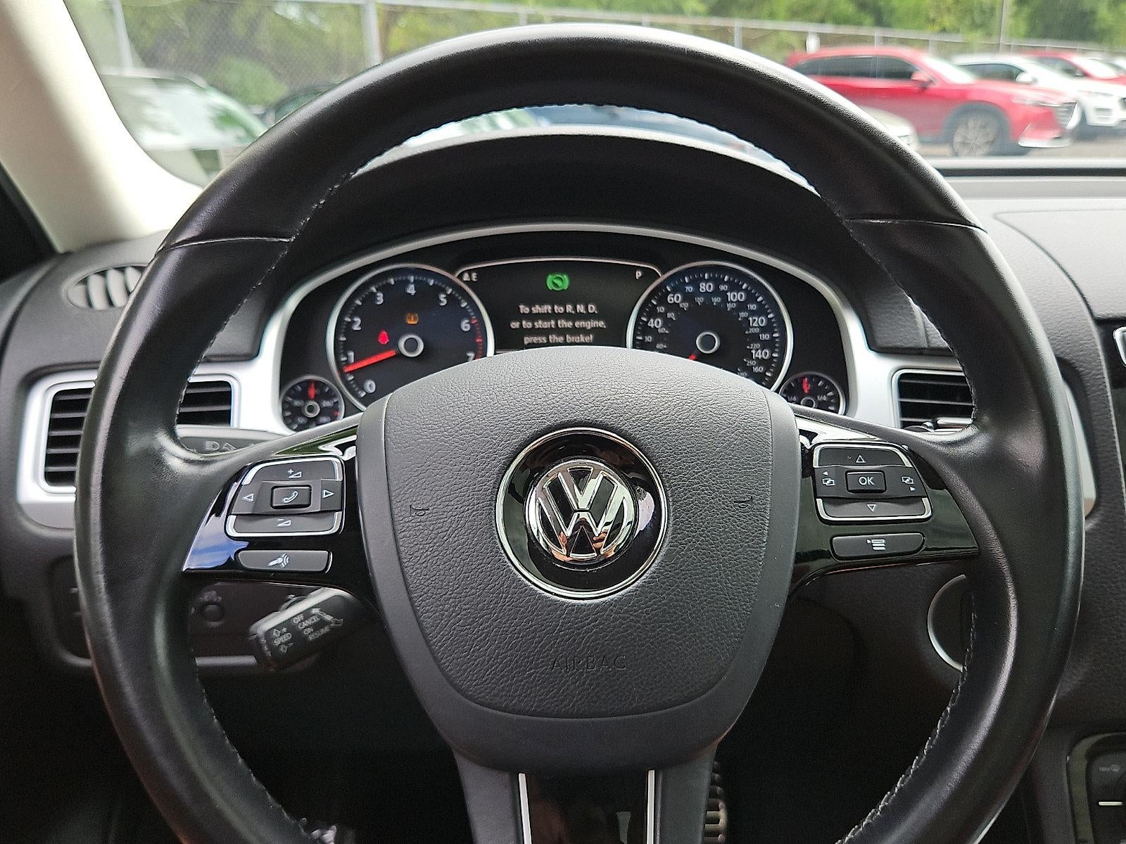 2017 Volkswagen Touareg V6 Executive