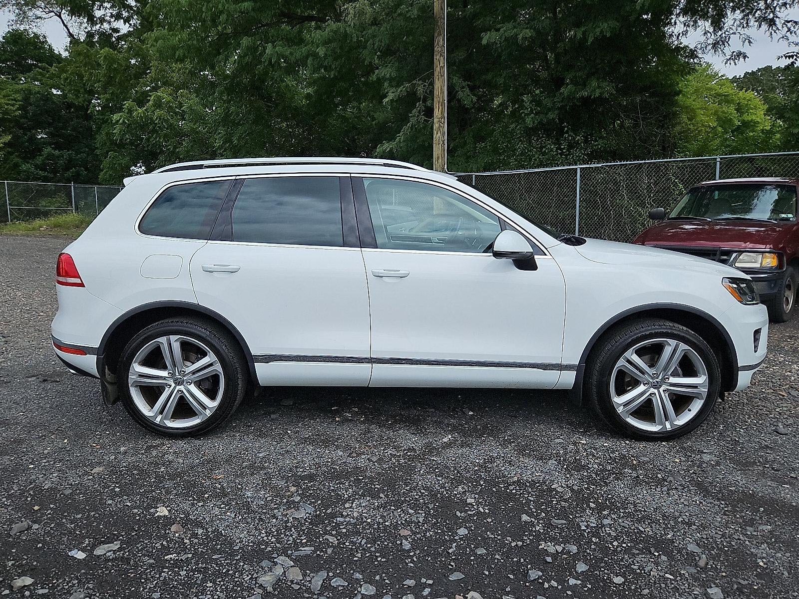 2017 Volkswagen Touareg V6 Executive