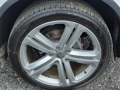 2017 Volkswagen Touareg V6 Executive