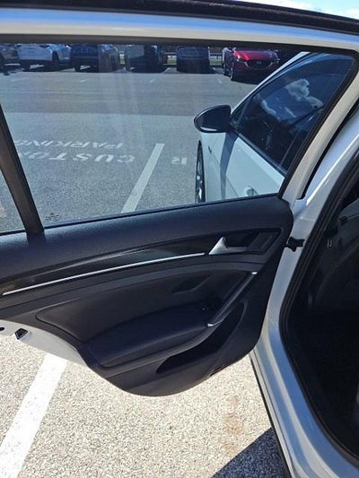 2018 Volkswagen Golf R 2.0T DSG w/DCC/Nav