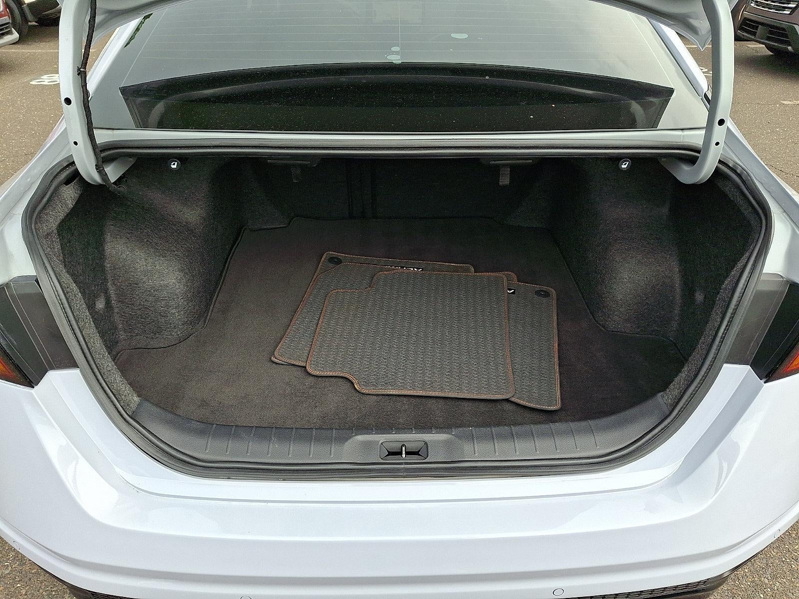 2024 Nissan Altima SR