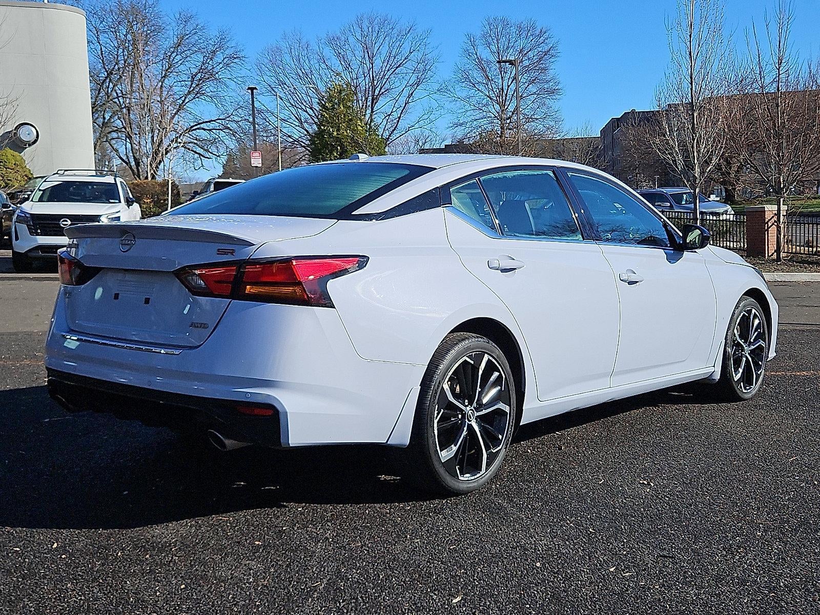 2023 Nissan Altima SR