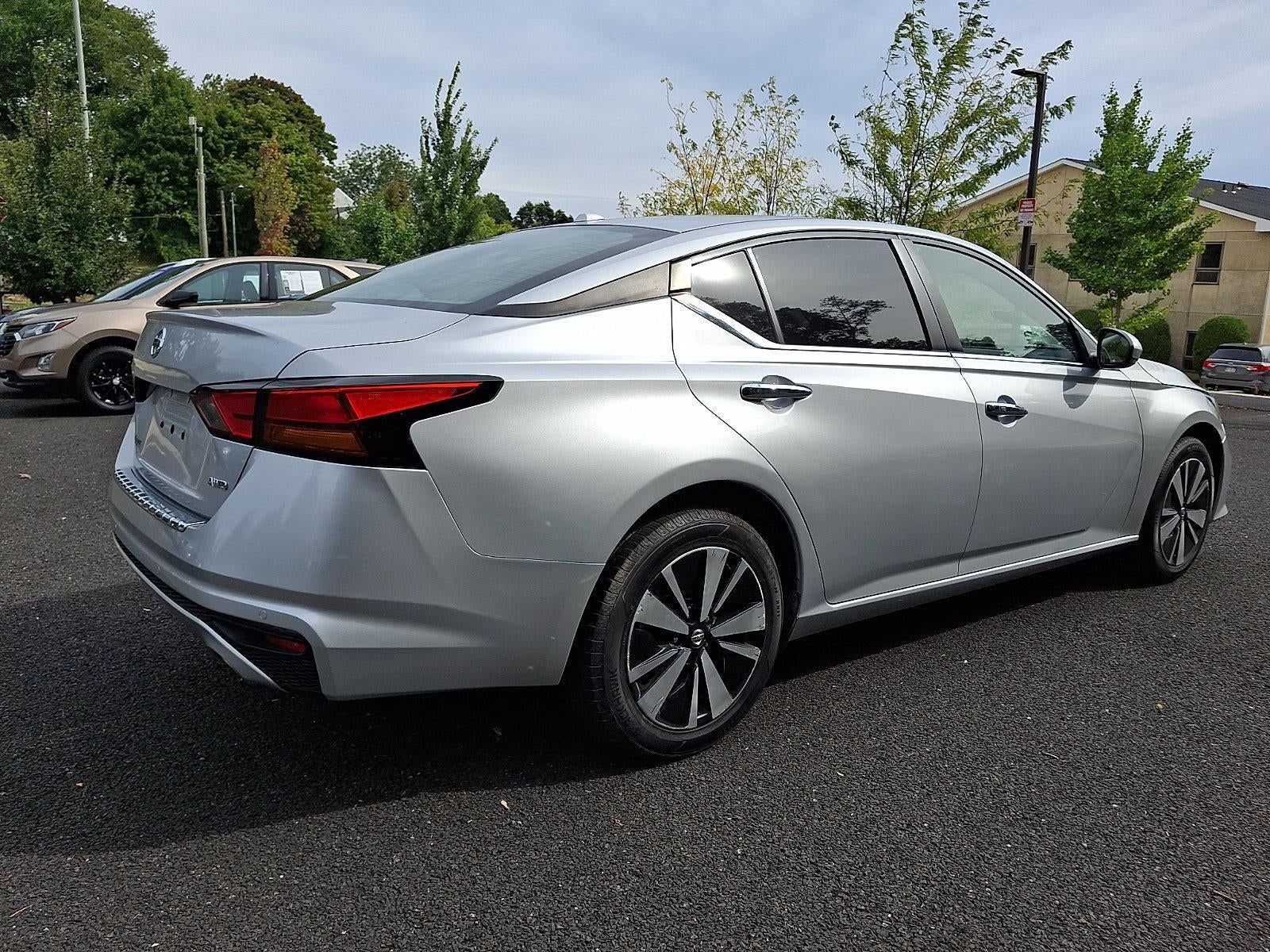 2022 Nissan Altima SV