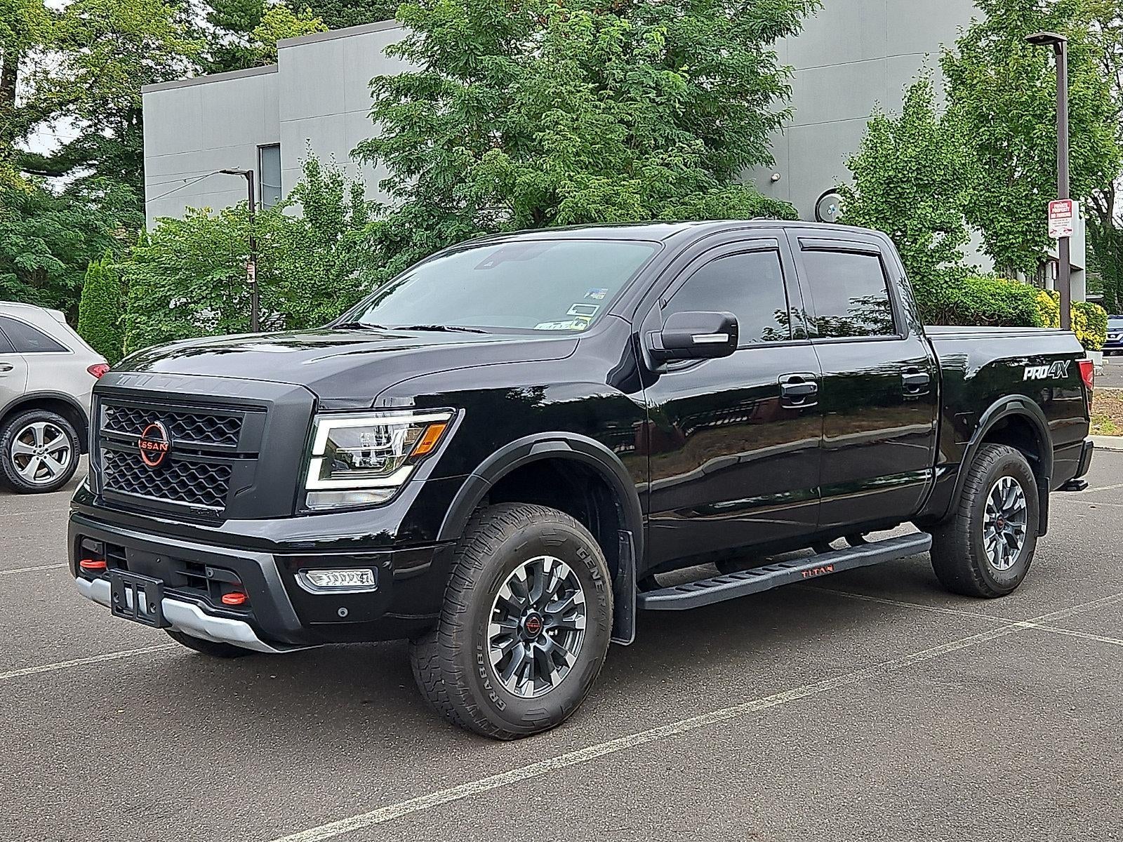 2024 Nissan TITAN Crew Cab PRO-4X®