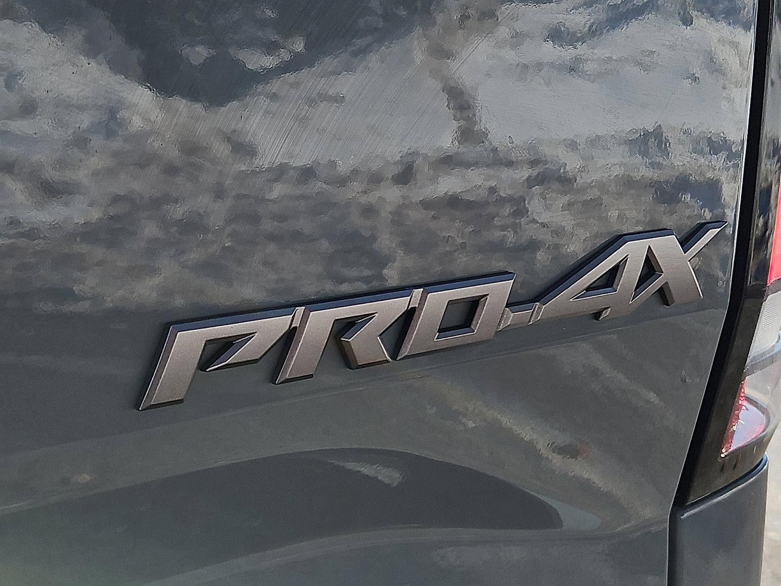 2023 Nissan Frontier Crew Cab PRO-4X®