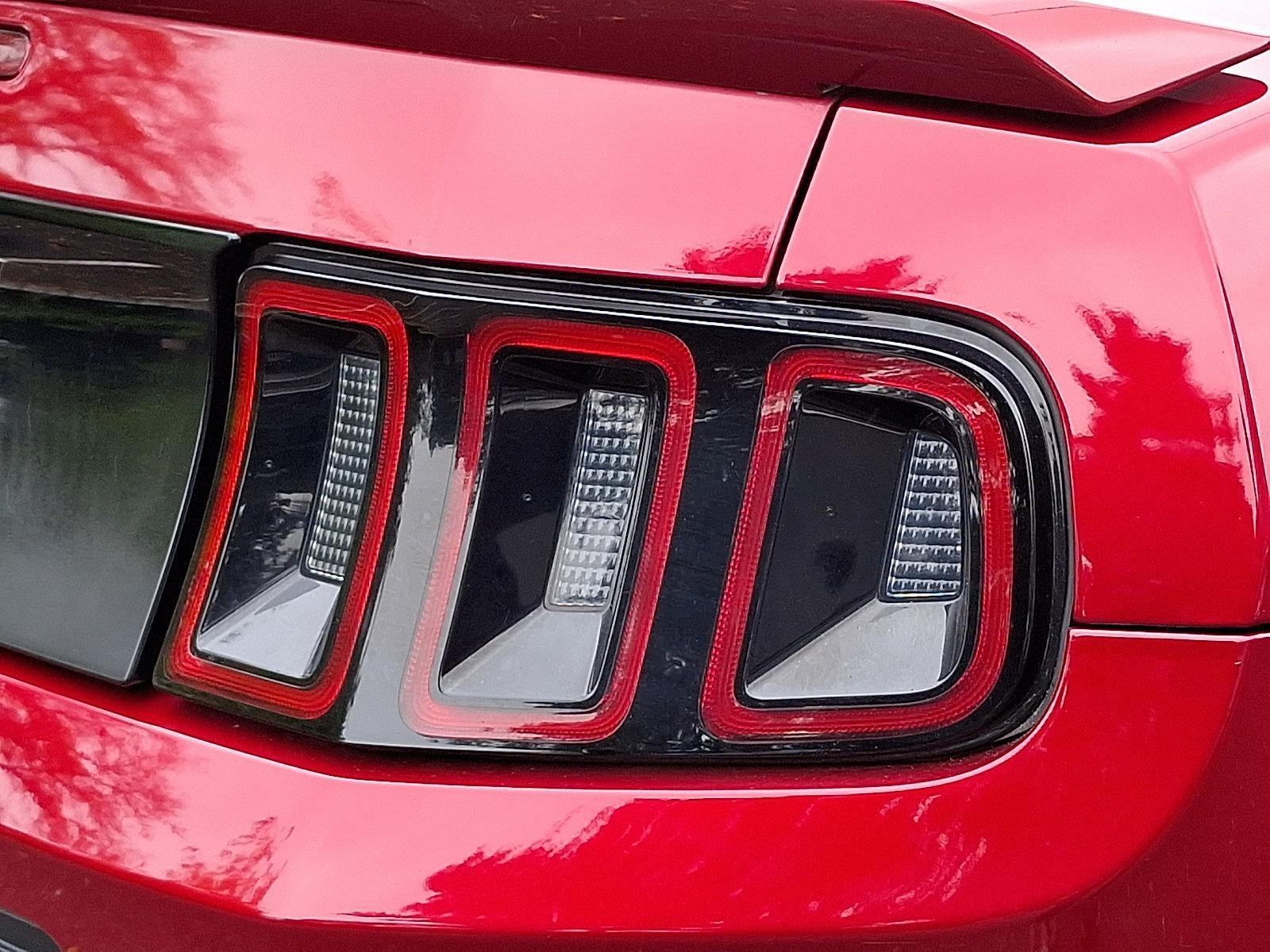 2014 Ford Mustang 2dr Cpe V6