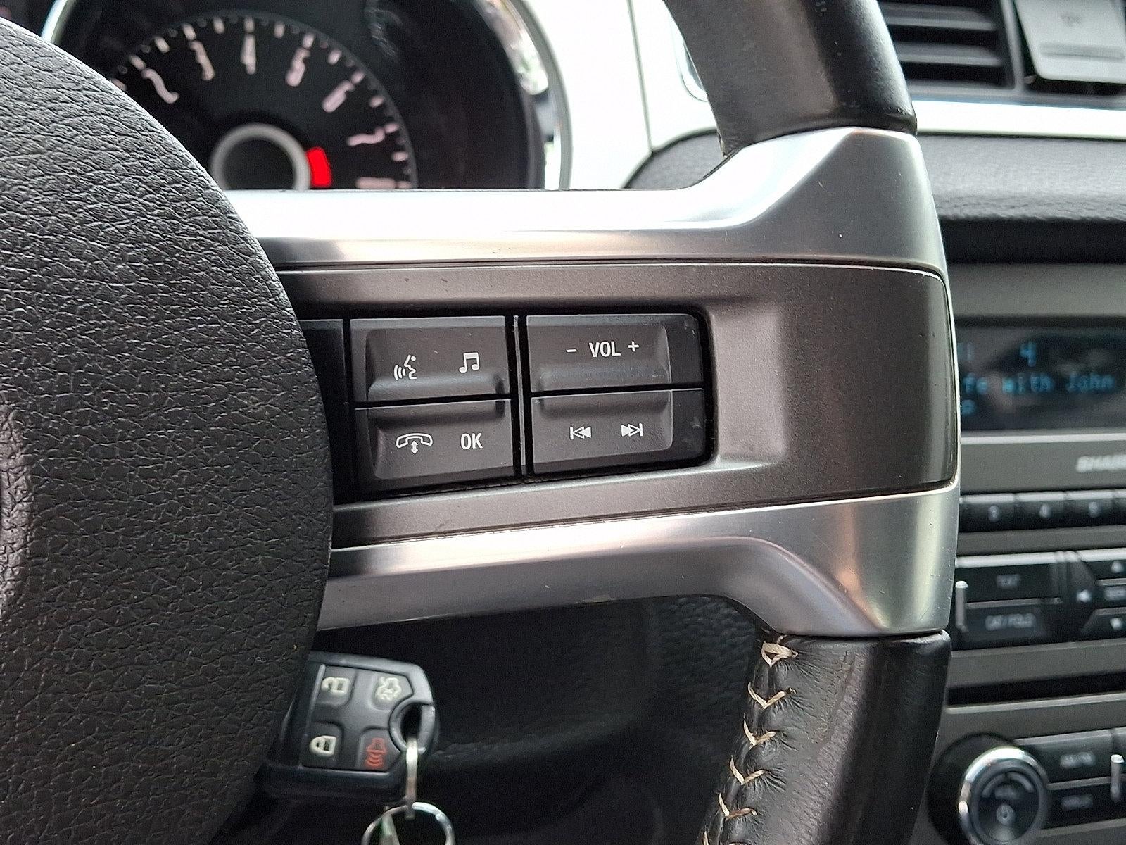 2014 Ford Mustang 2dr Cpe V6