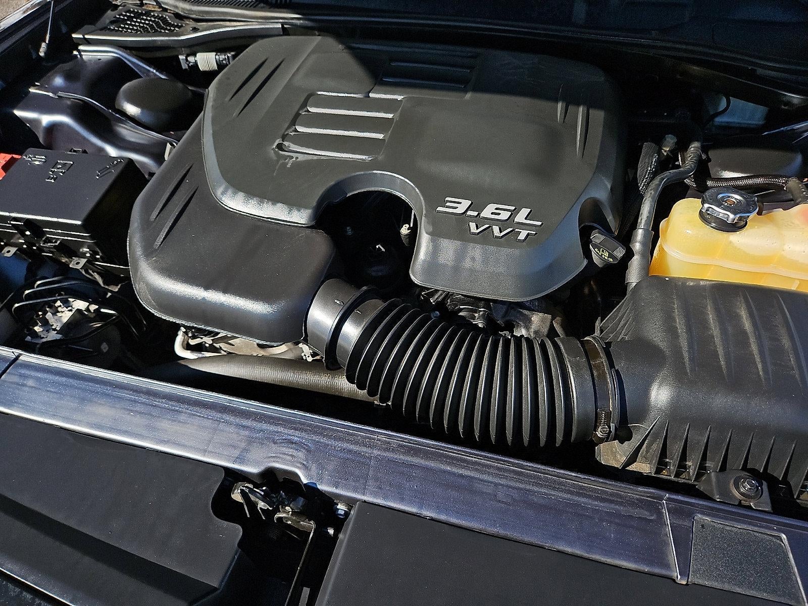 2016 Dodge Challenger 2dr Cpe SXT