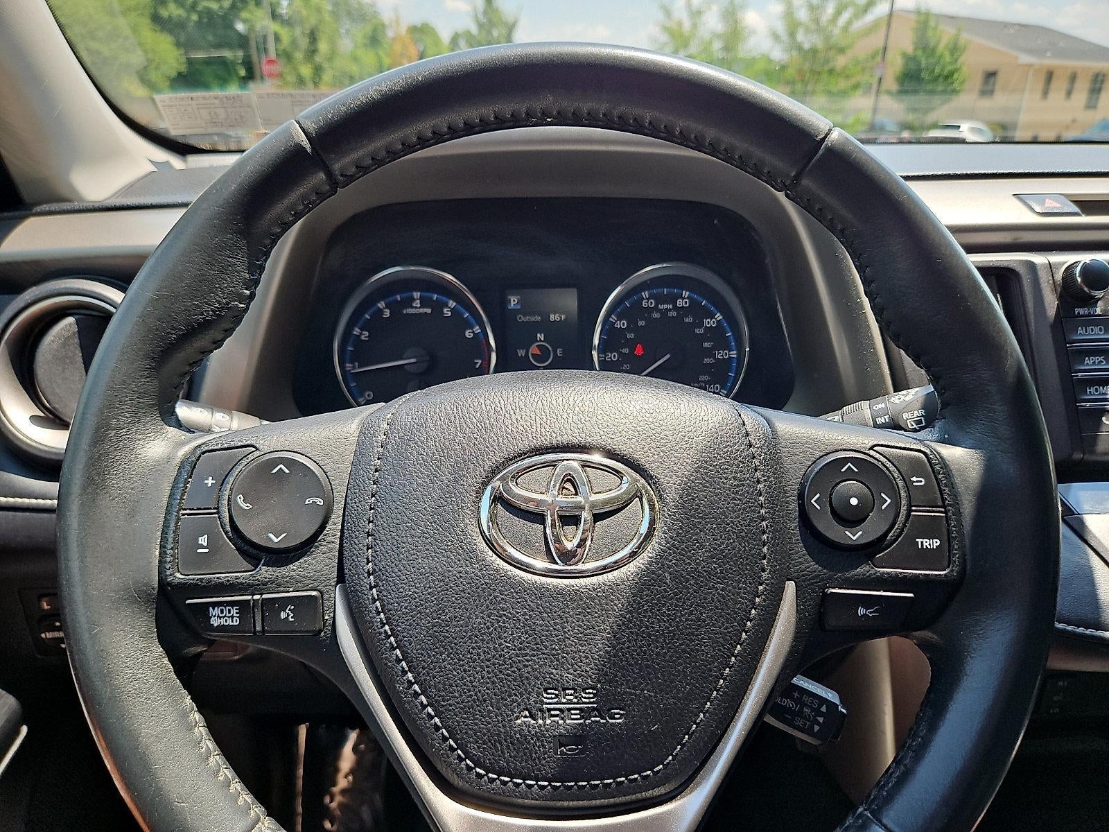 2016 Toyota RAV4 AWD 4dr Limited (GS)