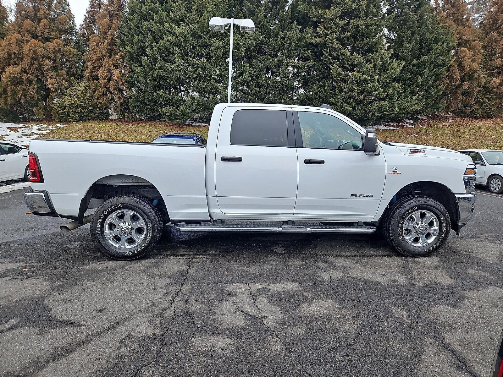 2025 RAM 2500 Big Horn 4x4 Crew Cab 6'4" Box