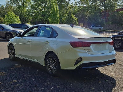2024 Kia Forte GT-Line IVT