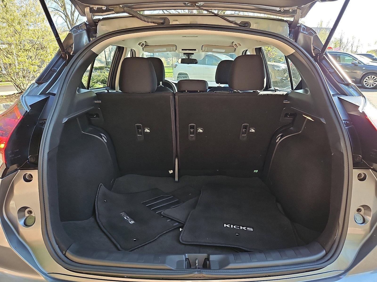 2023 Nissan Kicks SV