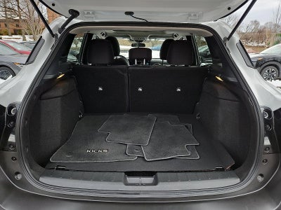 2025 Nissan Kicks SV