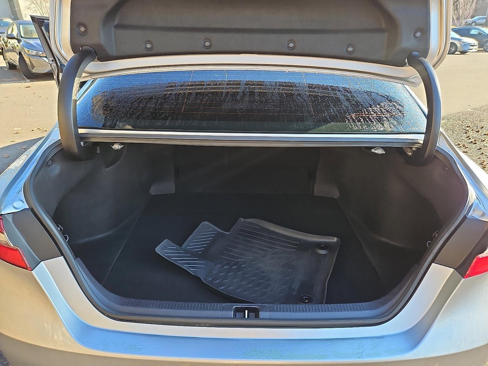 2021 Toyota Camry SE Auto (Natl)