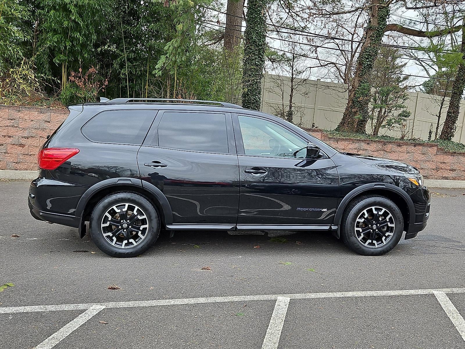 2019 Nissan Pathfinder SL 4WD