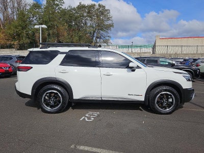 2024 Nissan Pathfinder Rock Creek®
