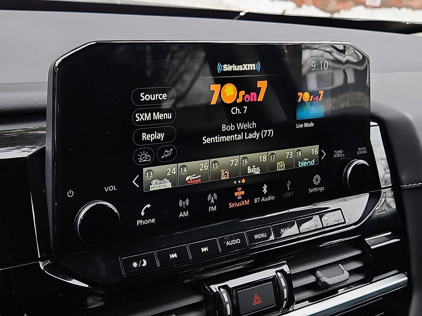 2023 Nissan Pathfinder SL