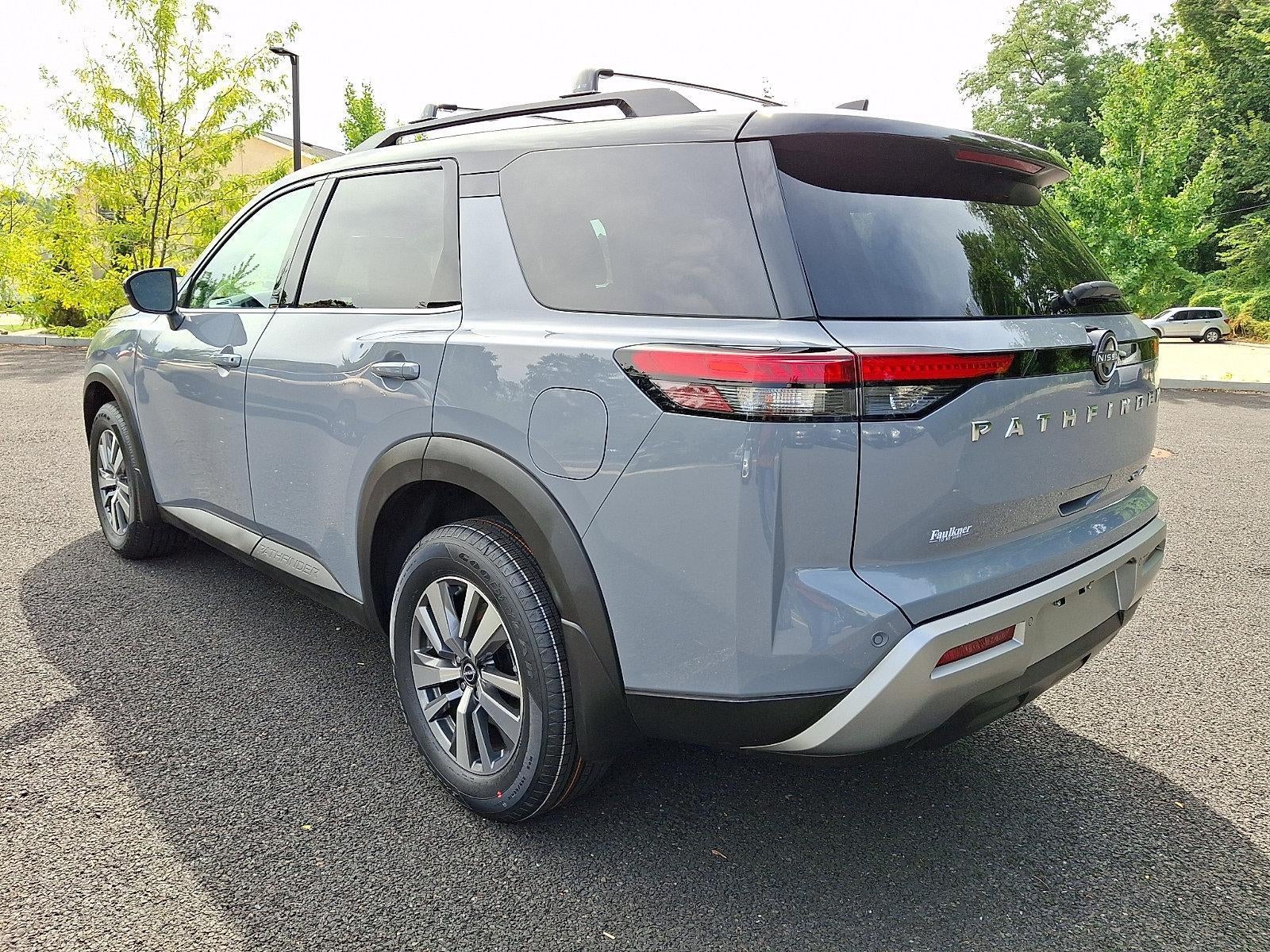2024 Nissan Pathfinder SL