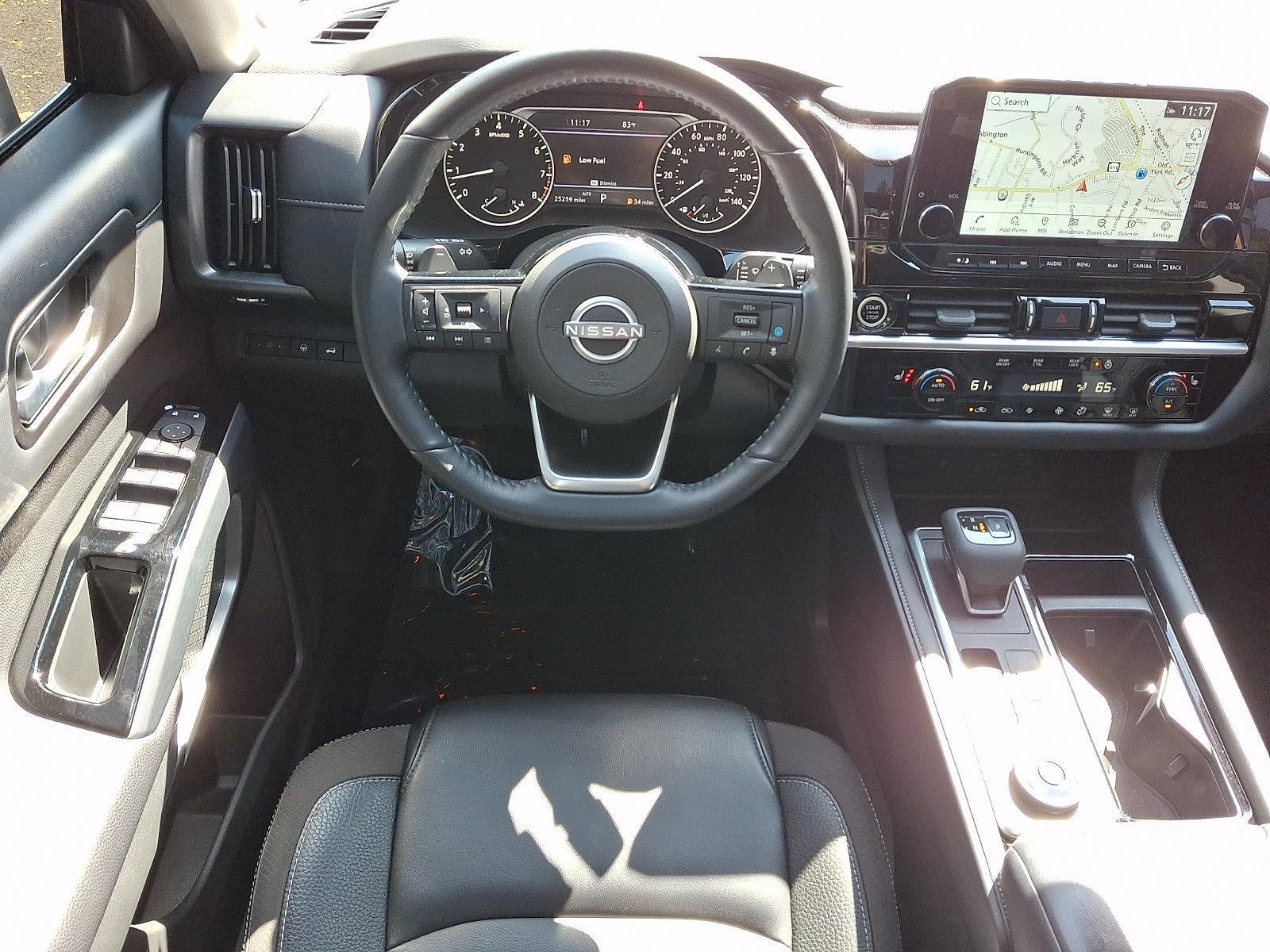 2024 Nissan Pathfinder SL