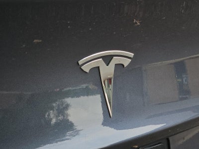 2023 Tesla Model 3 RWD