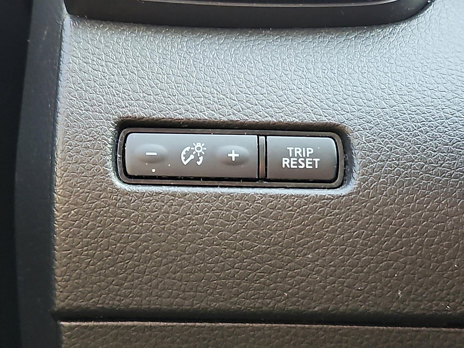 2022 Nissan Rogue Sport S