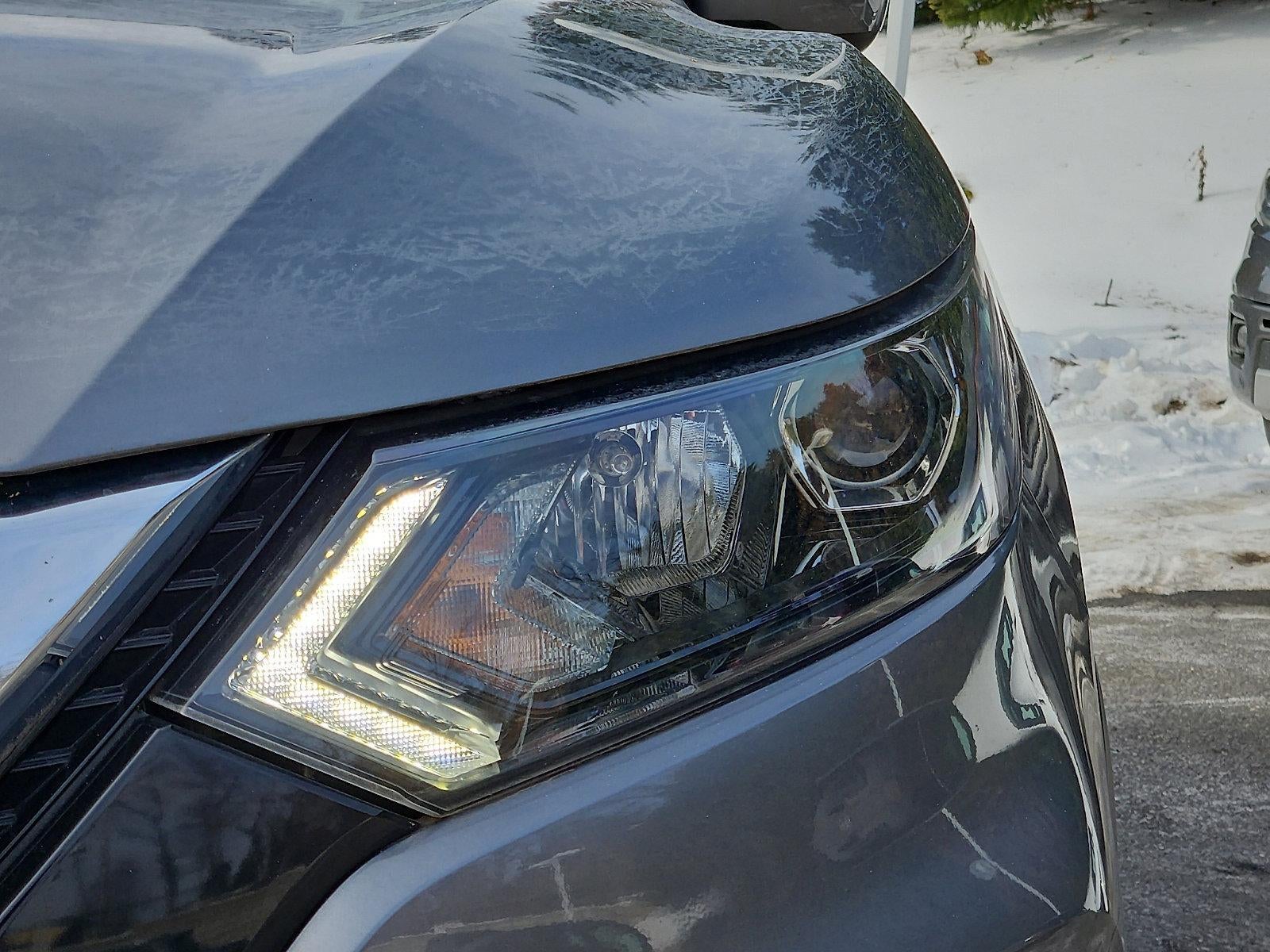 2022 Nissan Rogue Sport SV