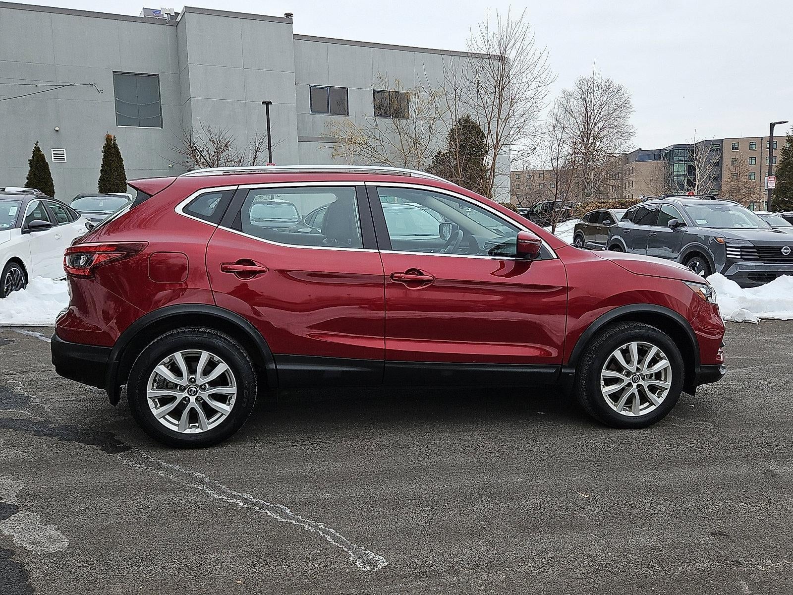 2022 Nissan Rogue Sport SV