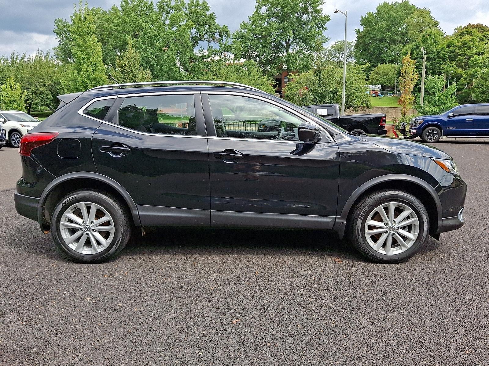 2017 Nissan Rogue Sport SV