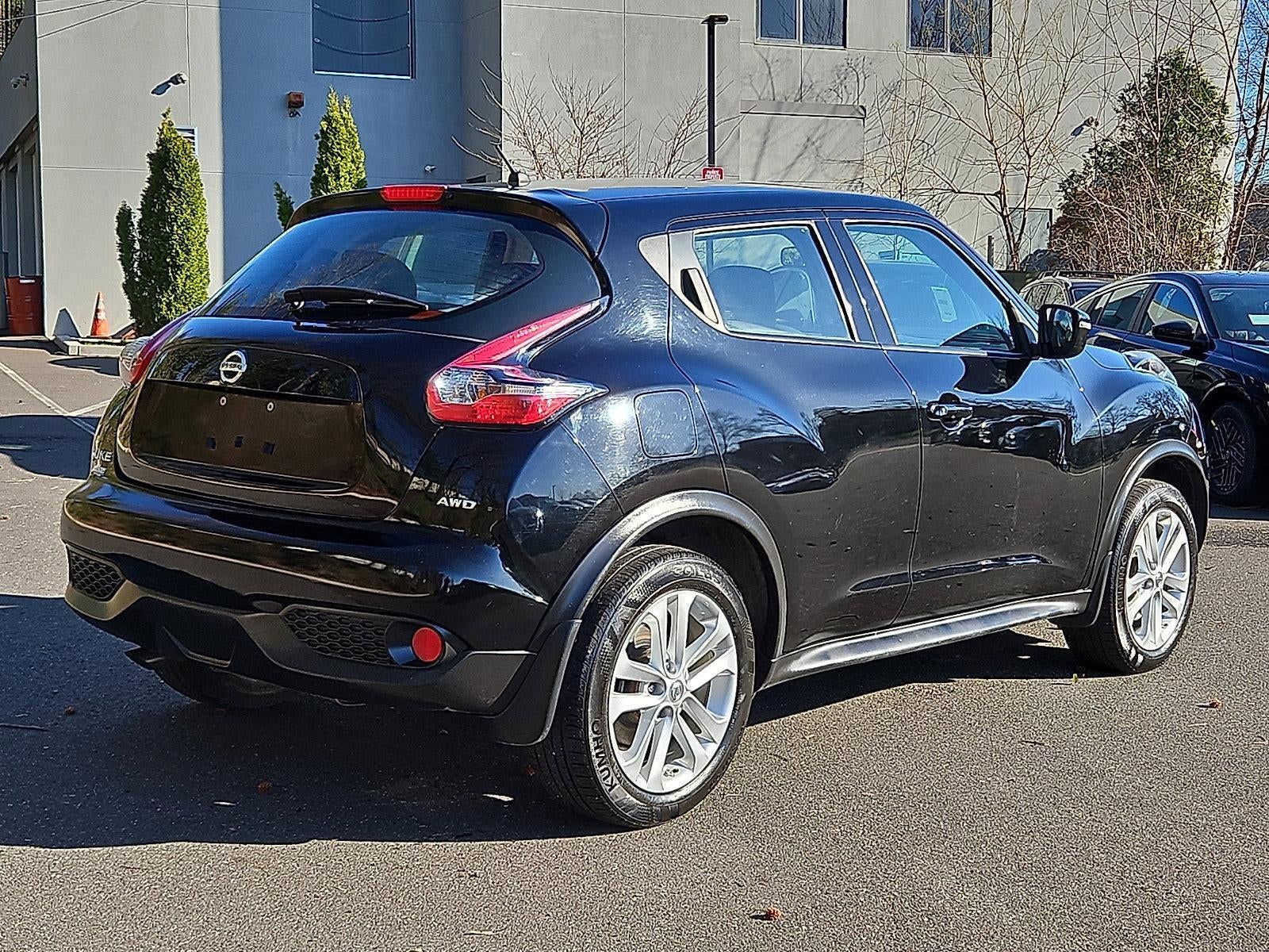 2017 Nissan JUKE AWD S