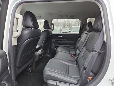 2025 Nissan Armada SV