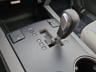 2009 Kia Borrego 4WD 4dr V6 EX