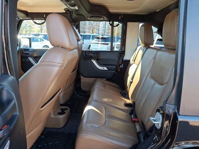 2014 Jeep Wrangler Unlimited 4WD 4dr Sahara