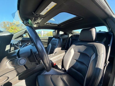 2023 Chevrolet Camaro 2dr Coupe 2LT