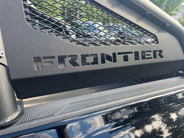2024 Nissan Frontier Crew Cab 4x4 SV