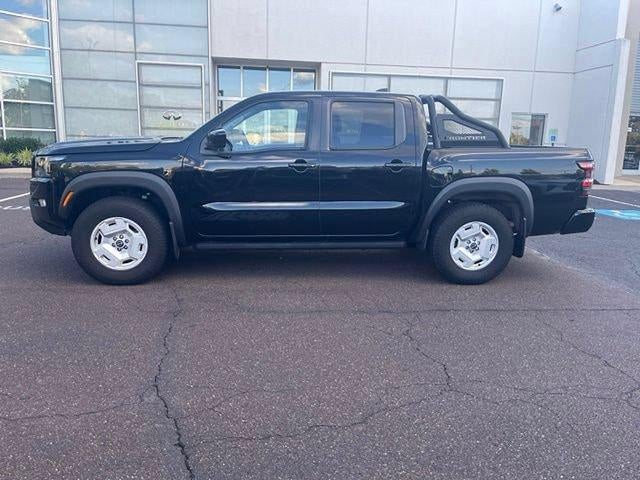 2024 Nissan Frontier Crew Cab 4x4 SV