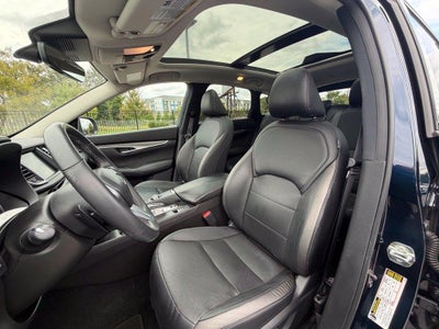 2023 INFINITI QX50 LUXE AWD