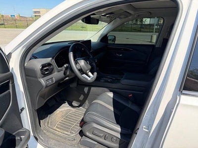 2023 Honda Pilot Touring AWD