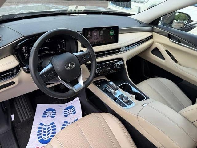 2022 INFINITI QX60 LUXE AWD