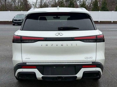 2023 INFINITI QX60 LUXE AWD