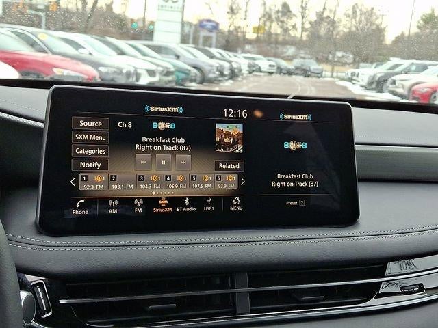 2022 INFINITI QX60 LUXE AWD