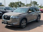 2024 Nissan Pathfinder Platinum 4WD