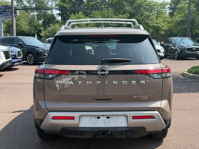 2024 Nissan Pathfinder Platinum 4WD