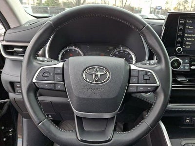2022 Toyota Highlander XLE AWD (Natl)