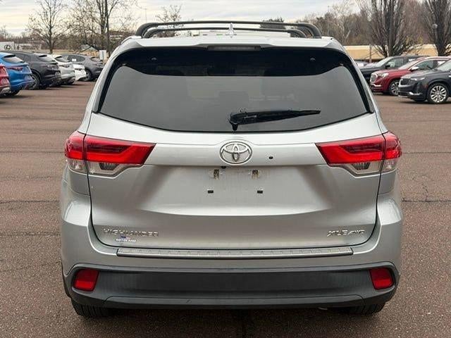 2019 Toyota Highlander XLE V6 AWD (Natl)