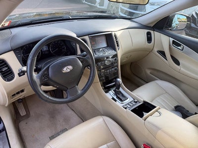 2017 INFINITI QX50 RWD