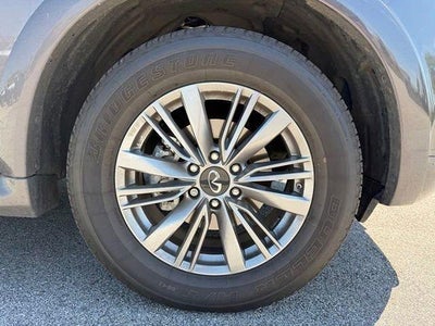 2023 INFINITI QX80 LUXE AWD