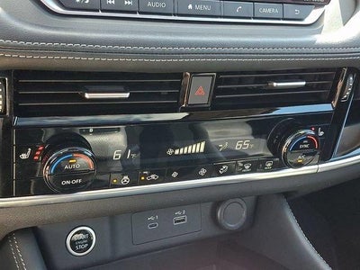 2023 Nissan Rogue AWD SL